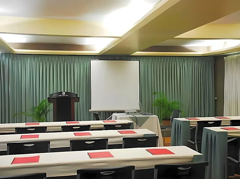Royal Park Hotel Boracay-1