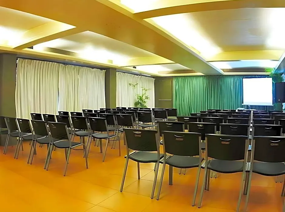 Royal Park Hotel Boracay-1